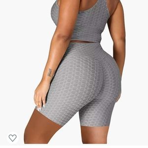 2 Piece Work Out Set Grey HoneyComb Fabric Tic Toc Pant Size XL Top Size L